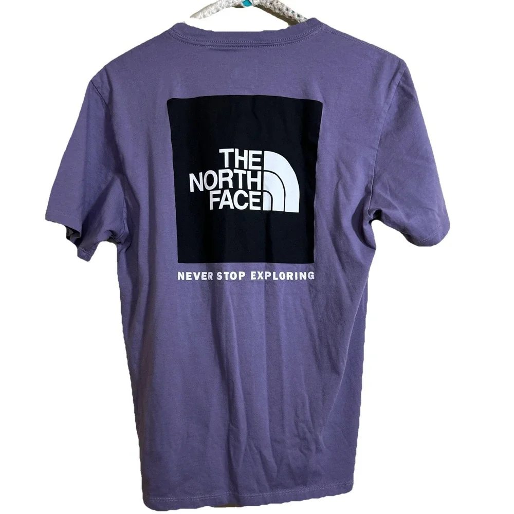The North Face Box NSE Logo T-Shirt‎ Men's Tee Purple, Black & White Logo Medium